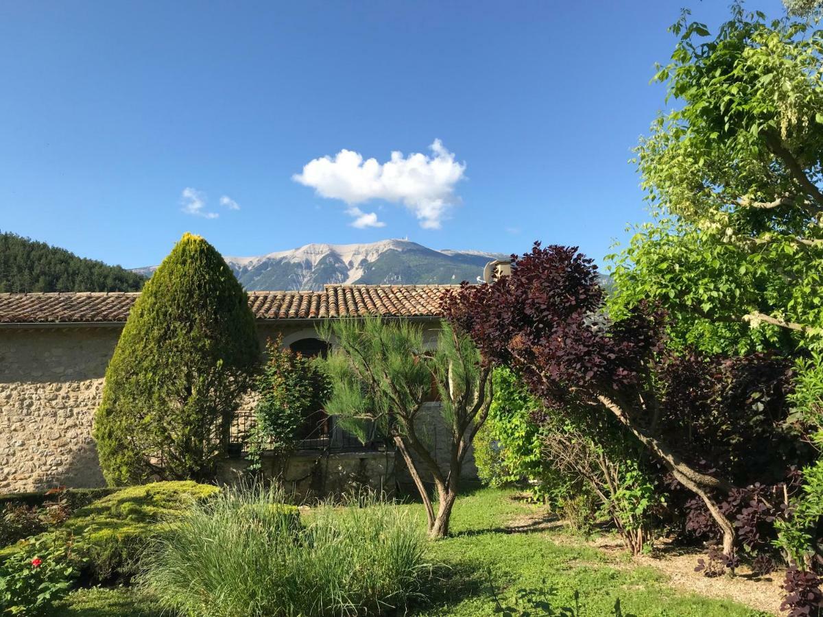 La Clue/ Le Jas Du Ventoux Plaisians Exterior foto